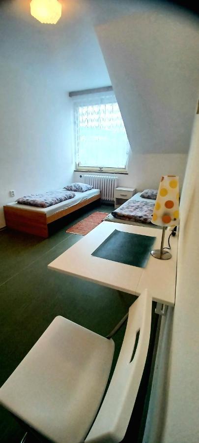 Penzion A Restaurace U Jezirka Hrimezdice Экстерьер фото